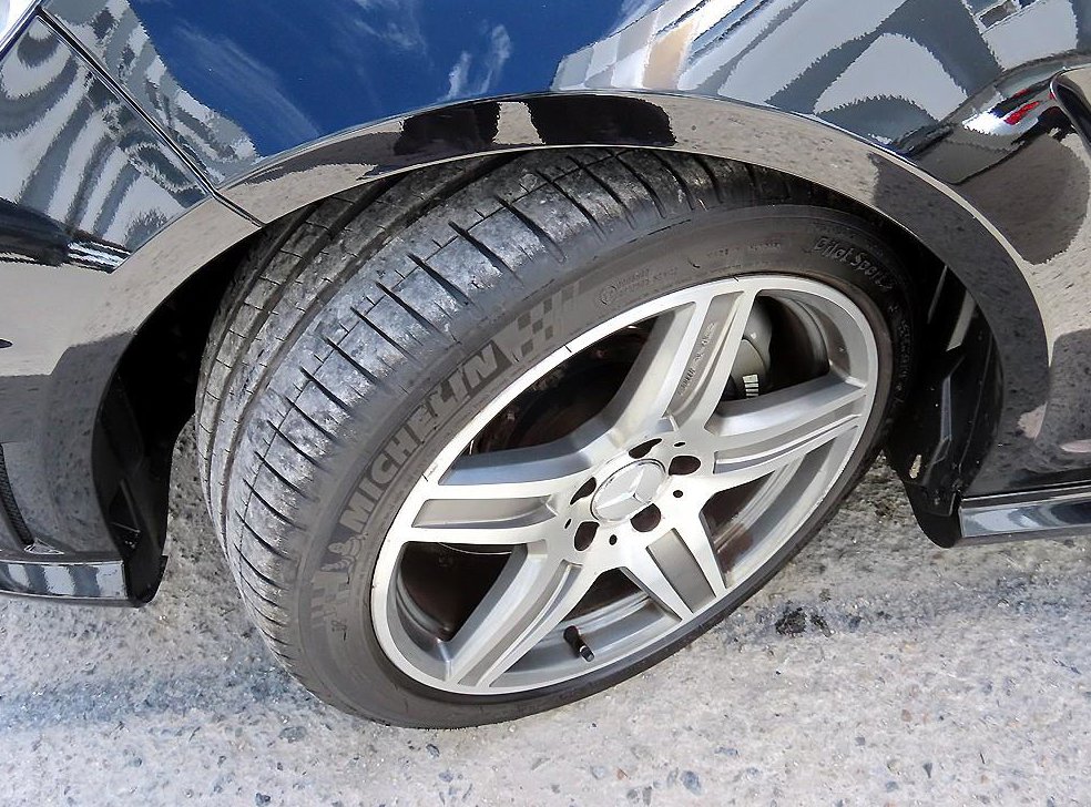 벤츠 E 클래스 E63 AMG 사진 20