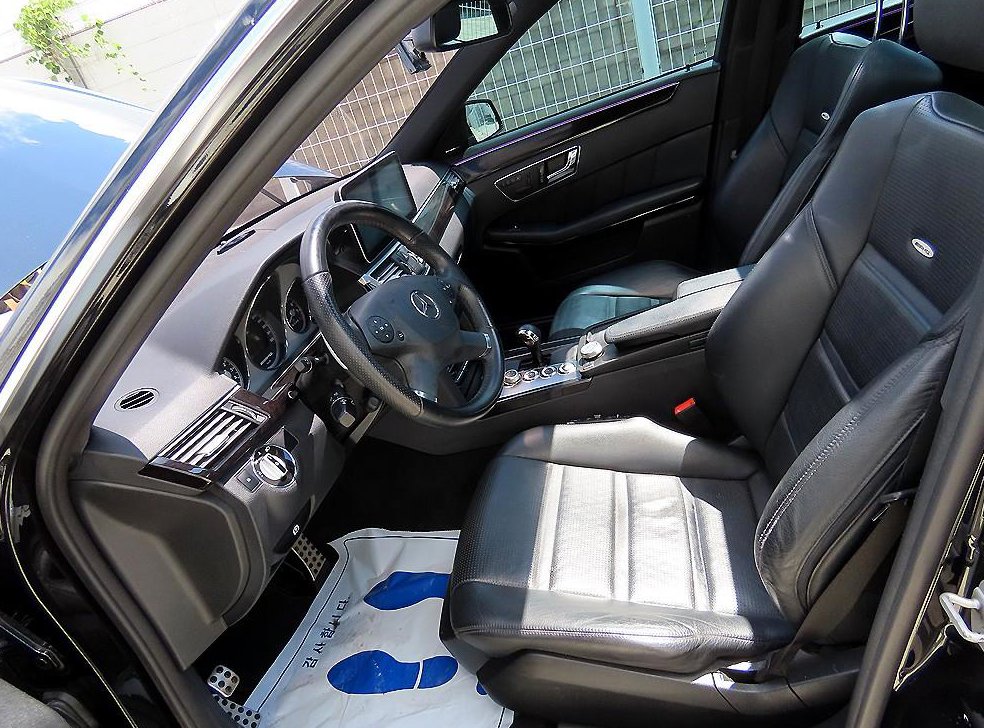 벤츠 E 클래스 E63 AMG 사진 5