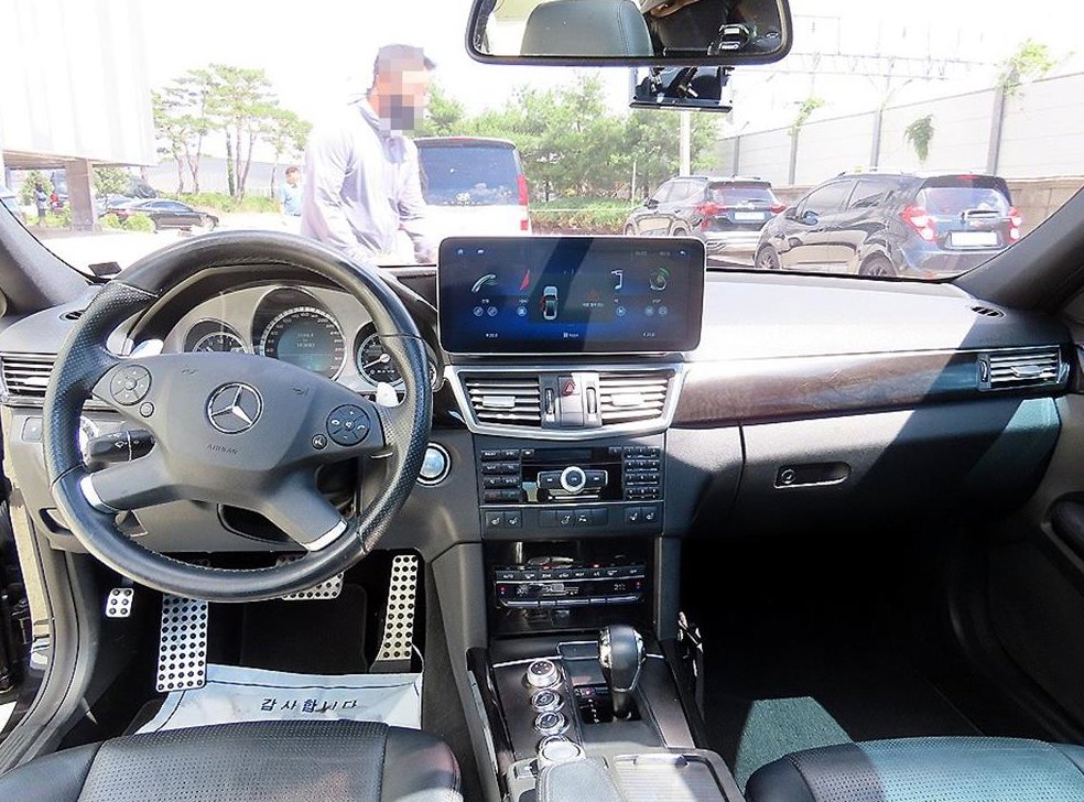 벤츠 E 클래스 E63 AMG 사진 7
