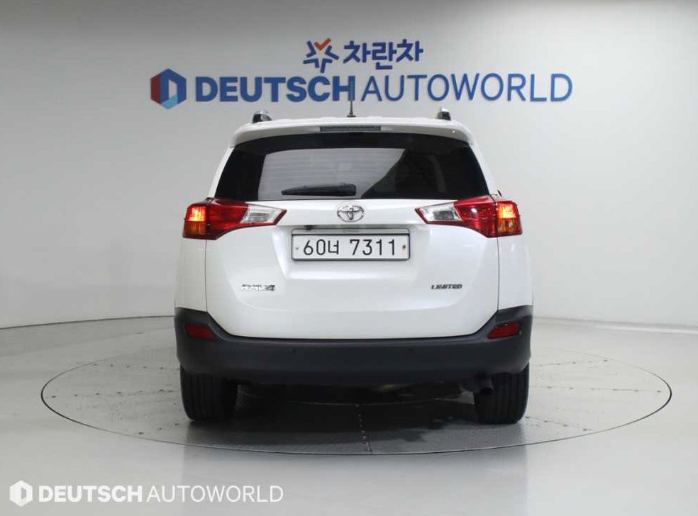 토요타 라브4 2.5 2WD 사진 4