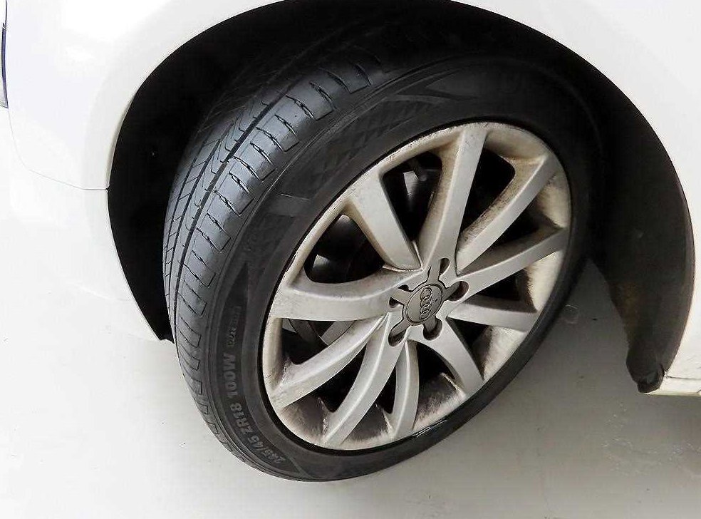 아우디 A4 35 TDI 콰트로 사진 19