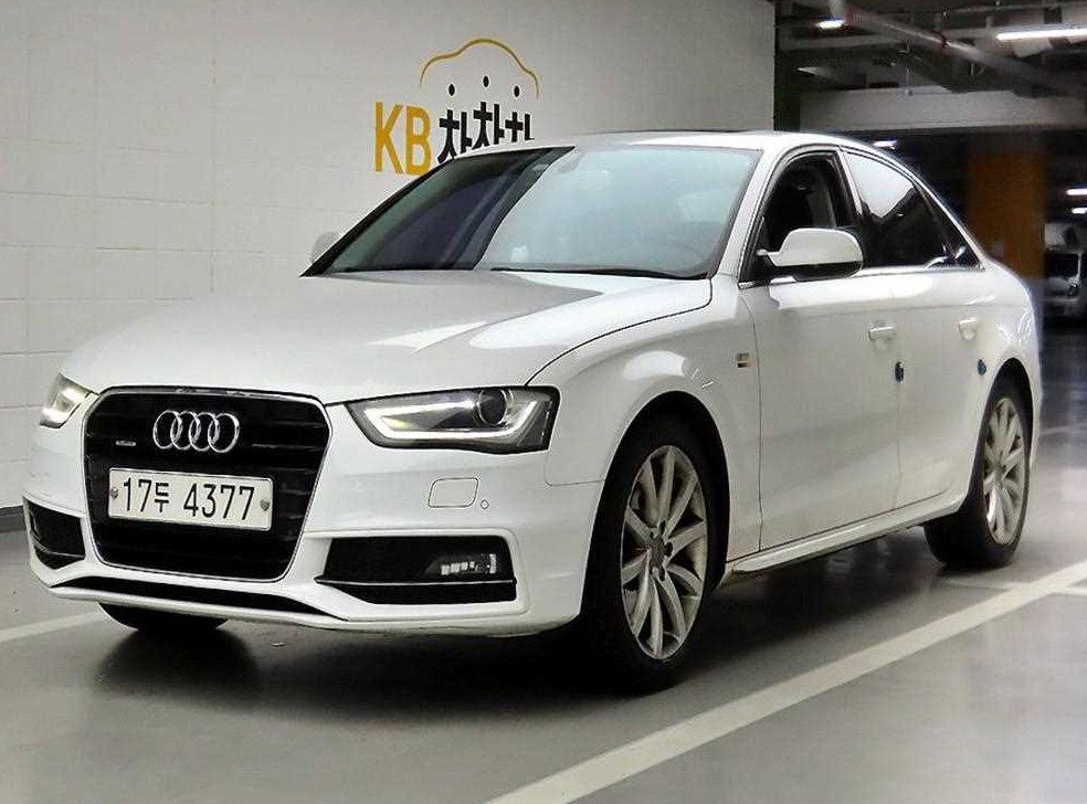 아우디 A4 35 TDI 콰트로 사진 2