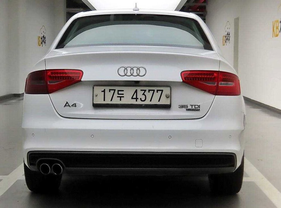 아우디 A4 35 TDI 콰트로 사진 3
