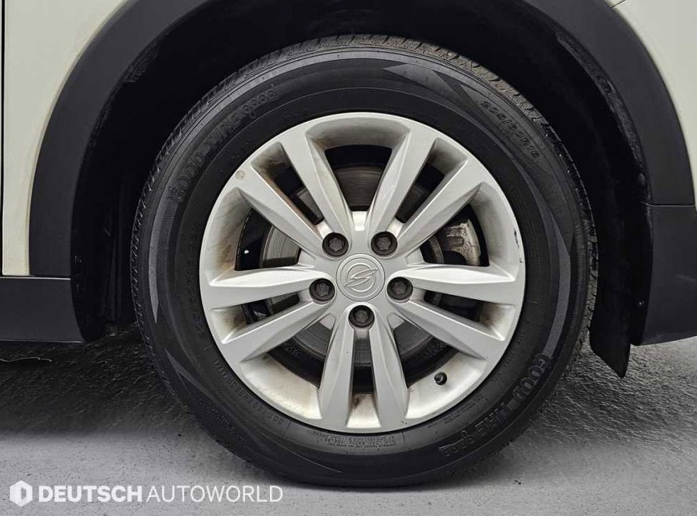 KG모빌리티(쌍용)  티볼리 가솔린 2WD 1.6 VX 사진 5