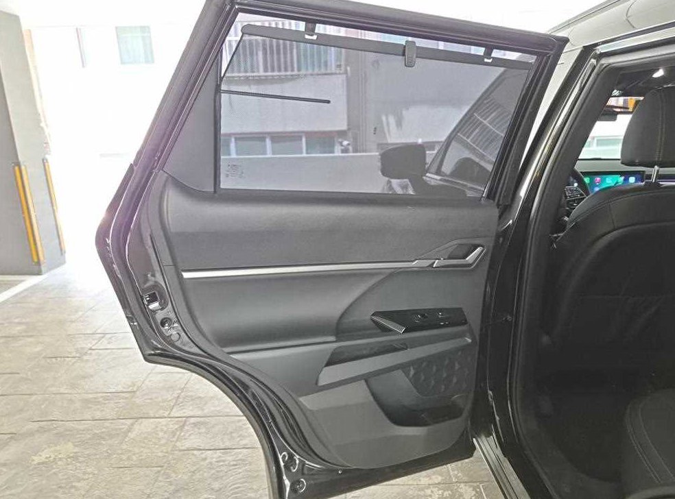 KG모빌리티(쌍용)  토레스 1.5 GDI-T 2WD 사진 12
