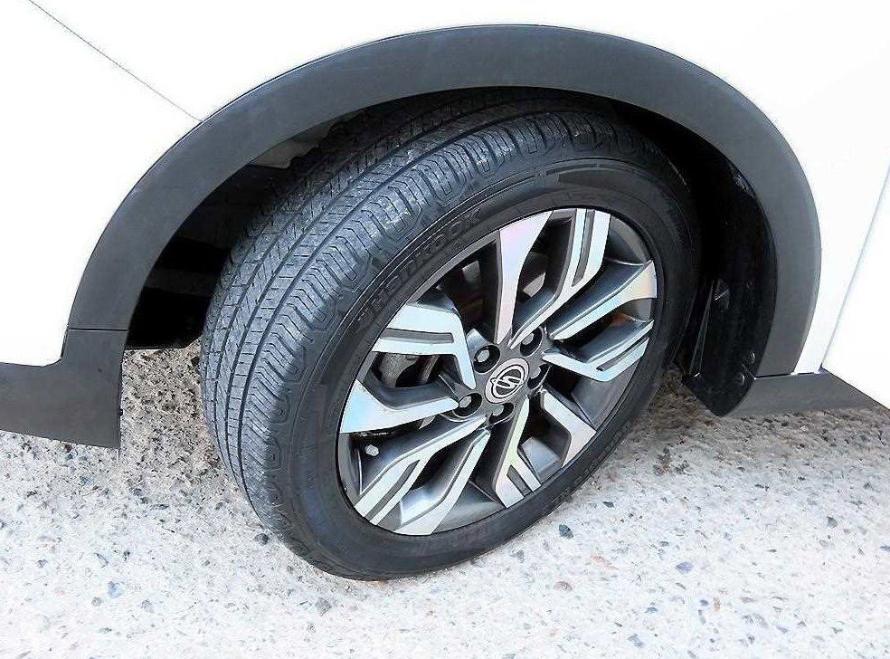 KG모빌리티(쌍용)  티볼리 2WD 디젤 VX 사진 20