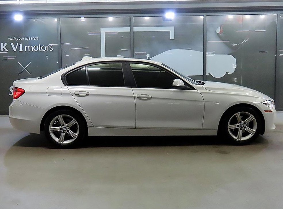 BMW 3시리즈 320i 사진 3