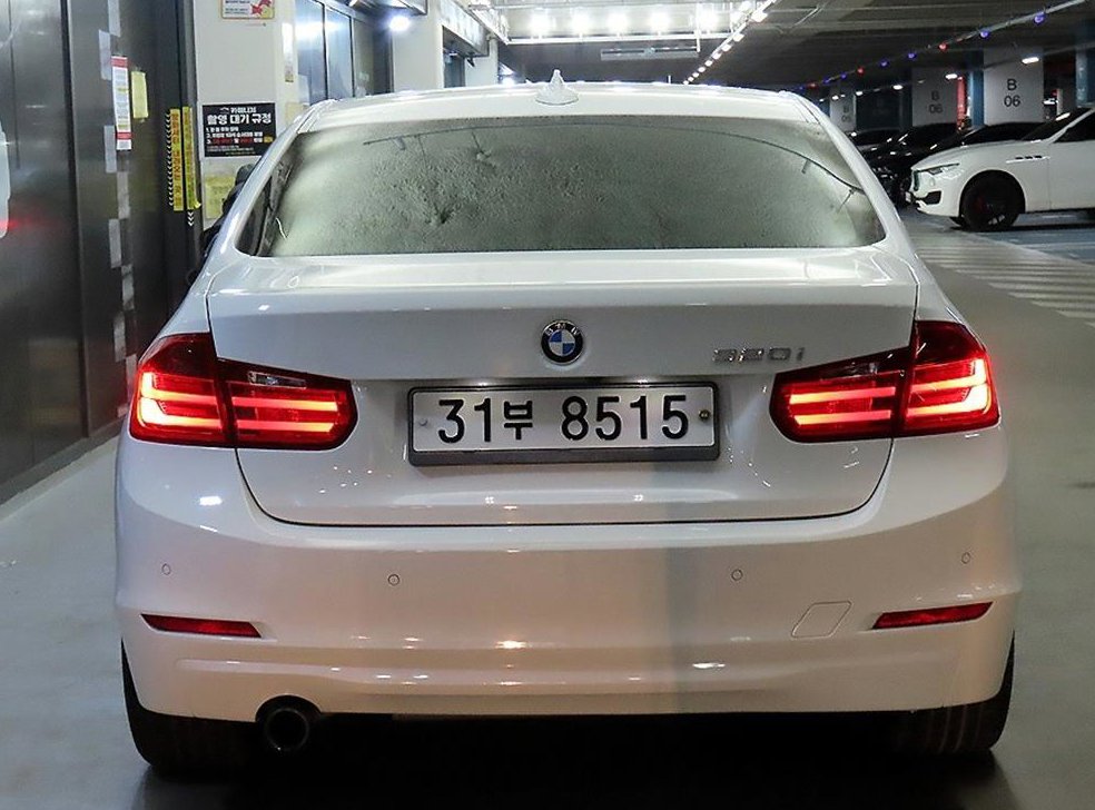 BMW 3시리즈 320i 사진 5