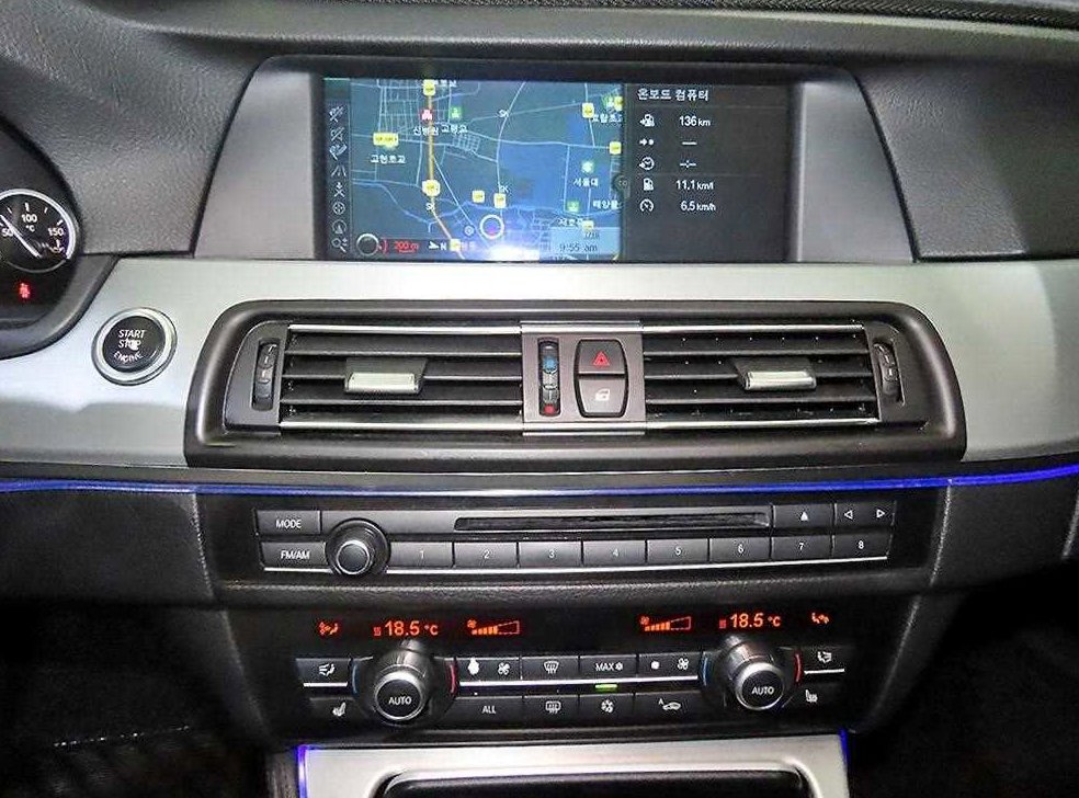 BMW 5시리즈 520d 사진 11
