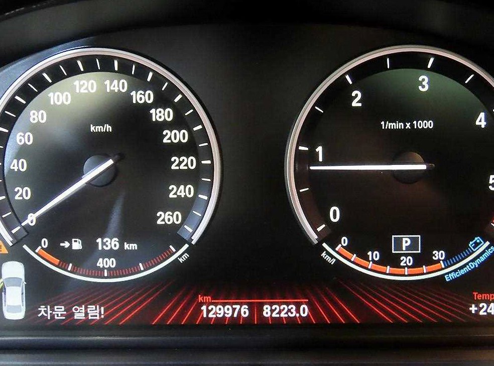 BMW 5시리즈 520d 사진 9