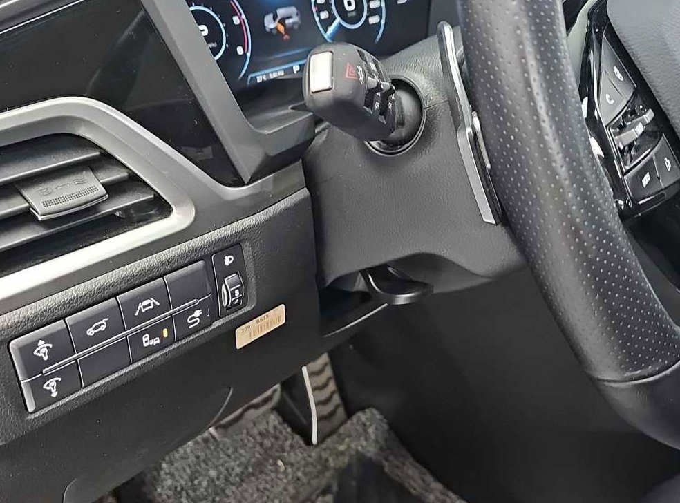 KG모빌리티(쌍용)  코란도 2WD 디젤 1.6 C5 플러스 사진 17