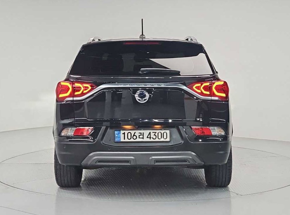 KG모빌리티(쌍용)  코란도 2WD 디젤 1.6 C5 플러스 사진 3