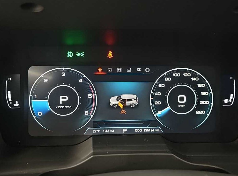 KG모빌리티(쌍용)  코란도 2WD 디젤 1.6 C5 플러스 사진 6