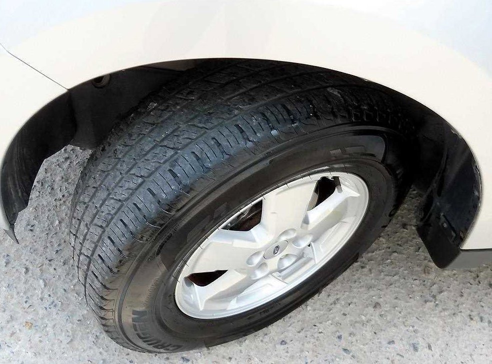 포드 이스케이프 2.5 XLT 4WD 사진 20