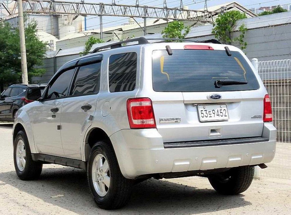 포드 이스케이프 2.5 XLT 4WD 사진 3