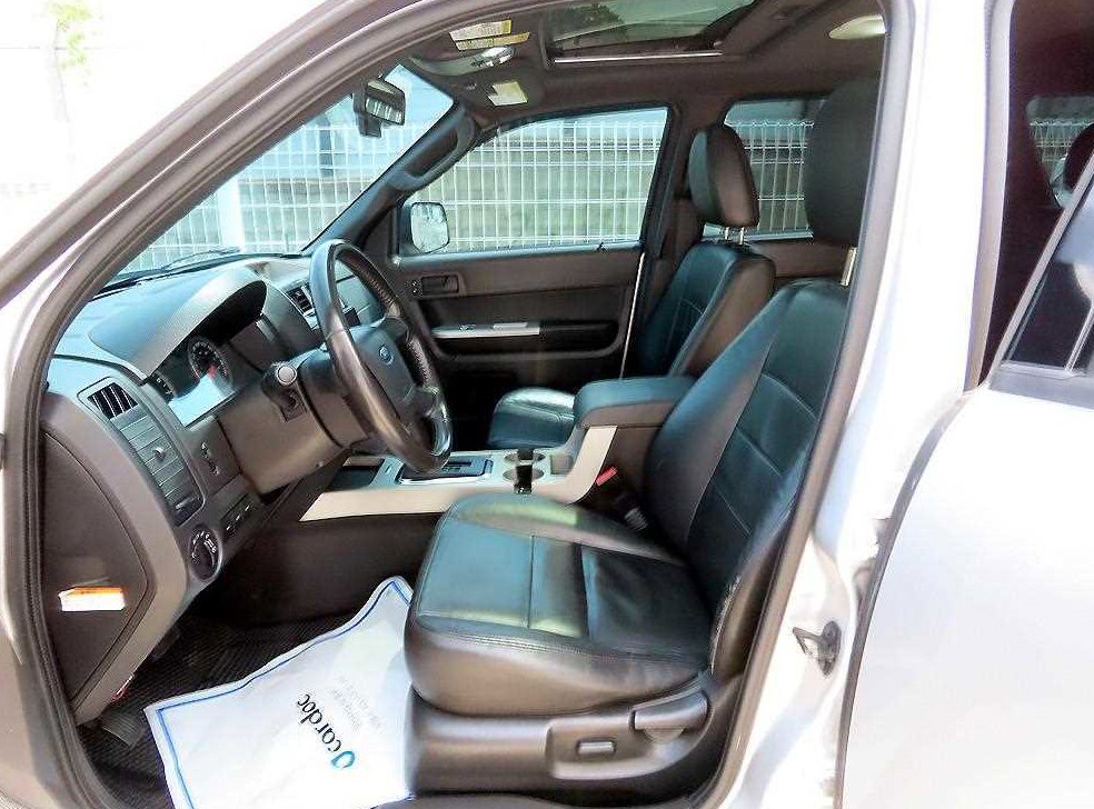 포드 이스케이프 2.5 XLT 4WD 사진 5