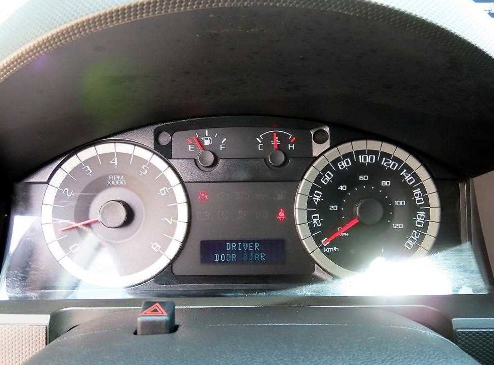 포드 이스케이프 2.5 XLT 4WD 사진 9