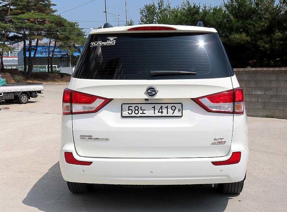 KG모빌리티(쌍용)  코란도 4WD 어드벤처 60TH 에디션 사진 4