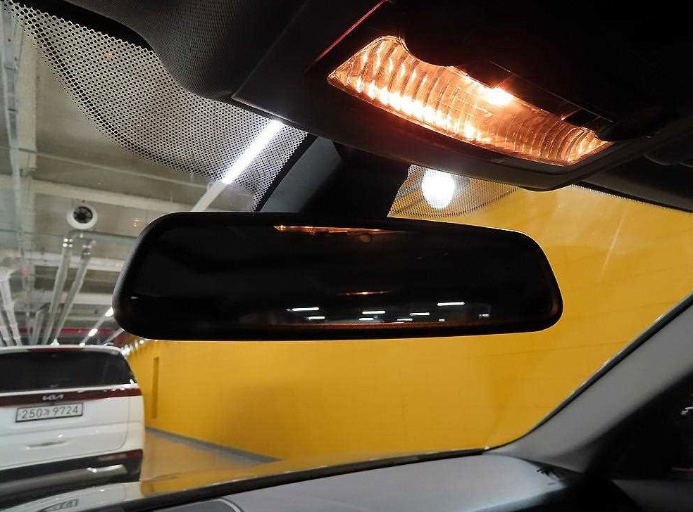BMW 5시리즈 520d 사진 13