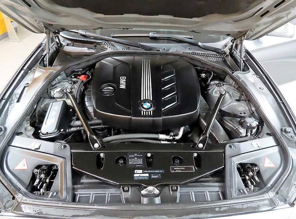 BMW 5시리즈 520d 사진 18
