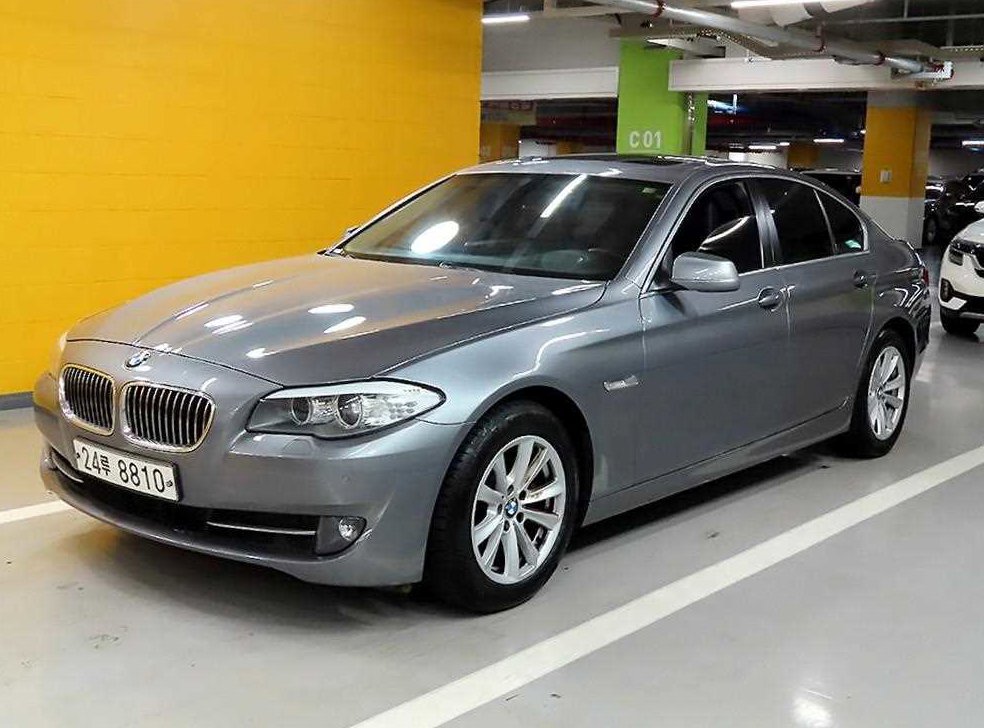 BMW 5시리즈 520d 사진 2