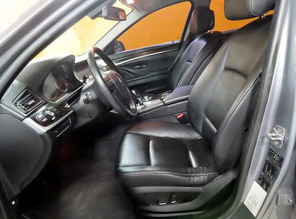 BMW 5시리즈 520d 사진 6