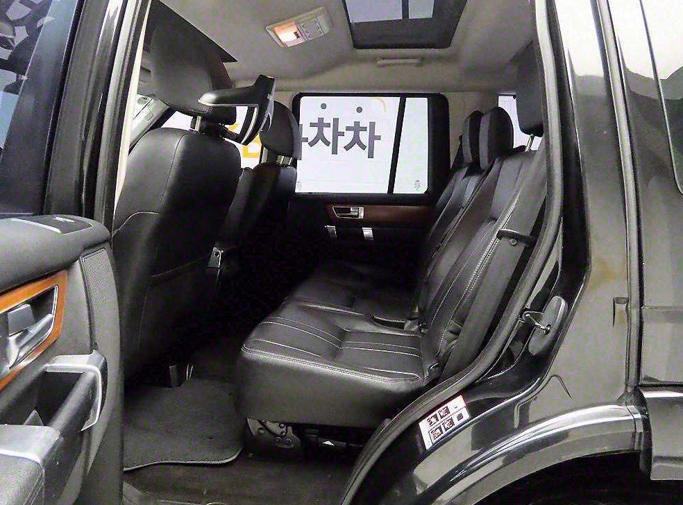랜드로버 디스커버리 3.0 SDV6 SE 사진 14