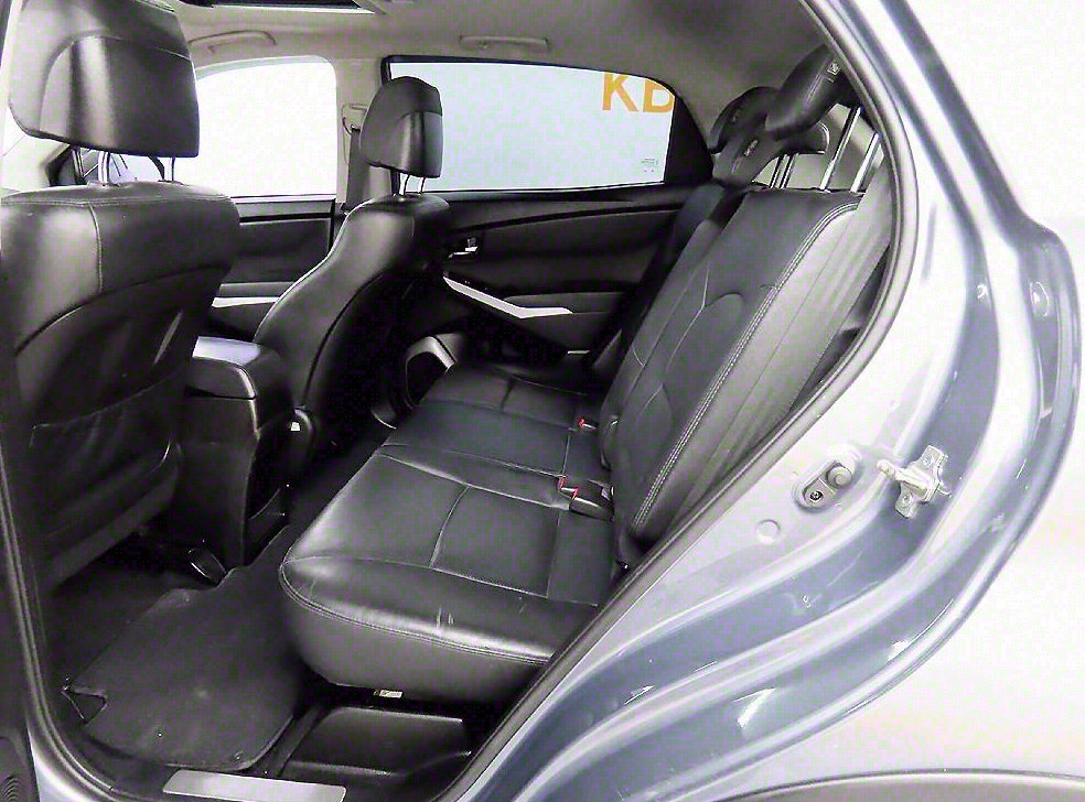 KG모빌리티(쌍용)  코란도 4WD 2.2 RX 사진 6