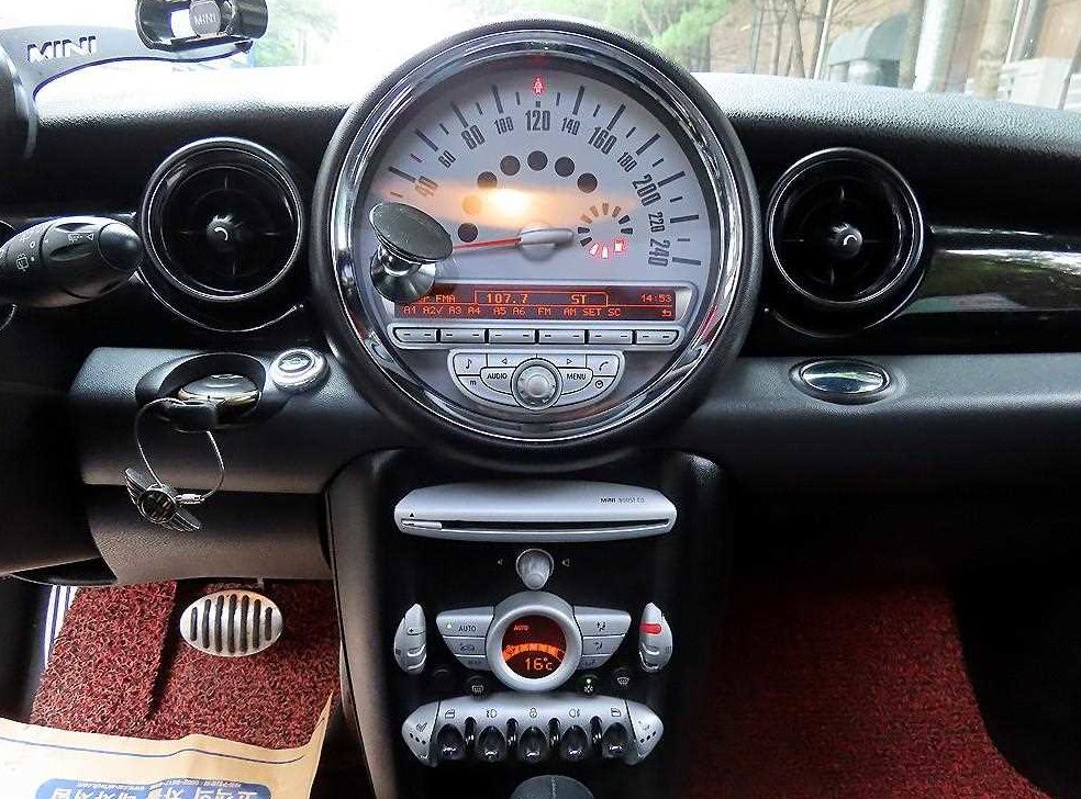 미니 클럽맨 기본형 사진 11