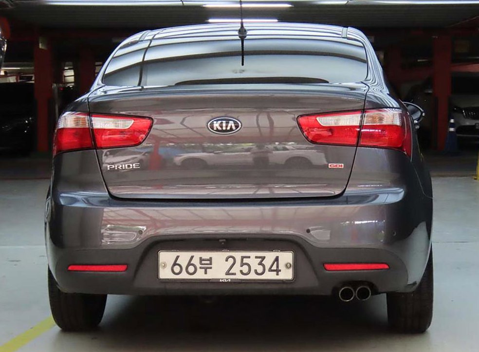 기아 프라이드 4DR 1.6GDI 럭셔리 사진 3
