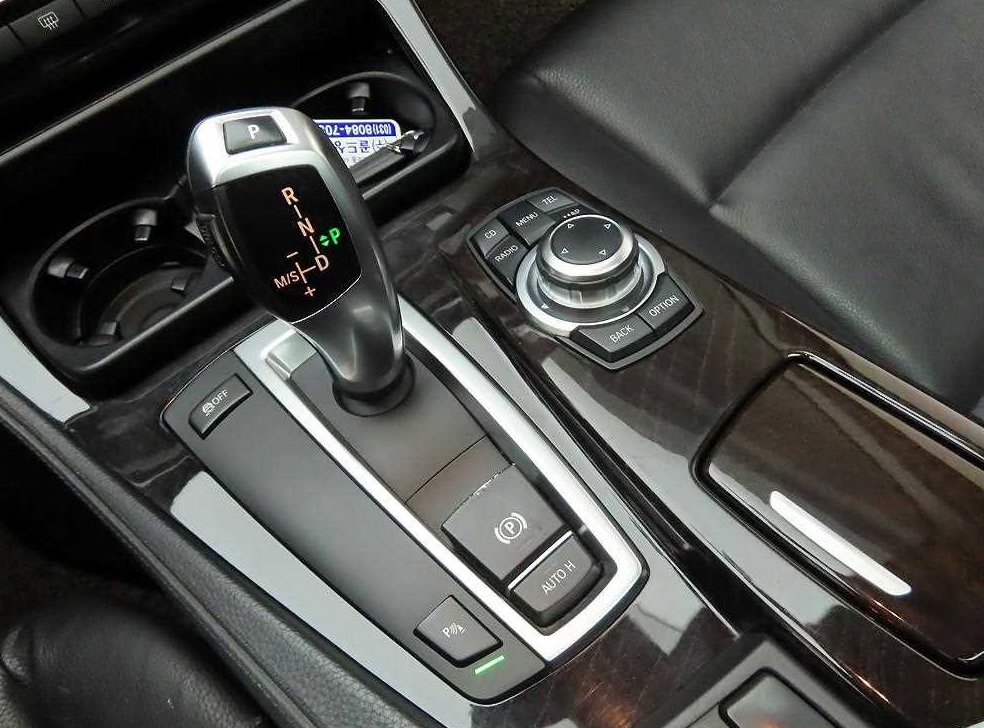 BMW 5시리즈 520d 사진 10