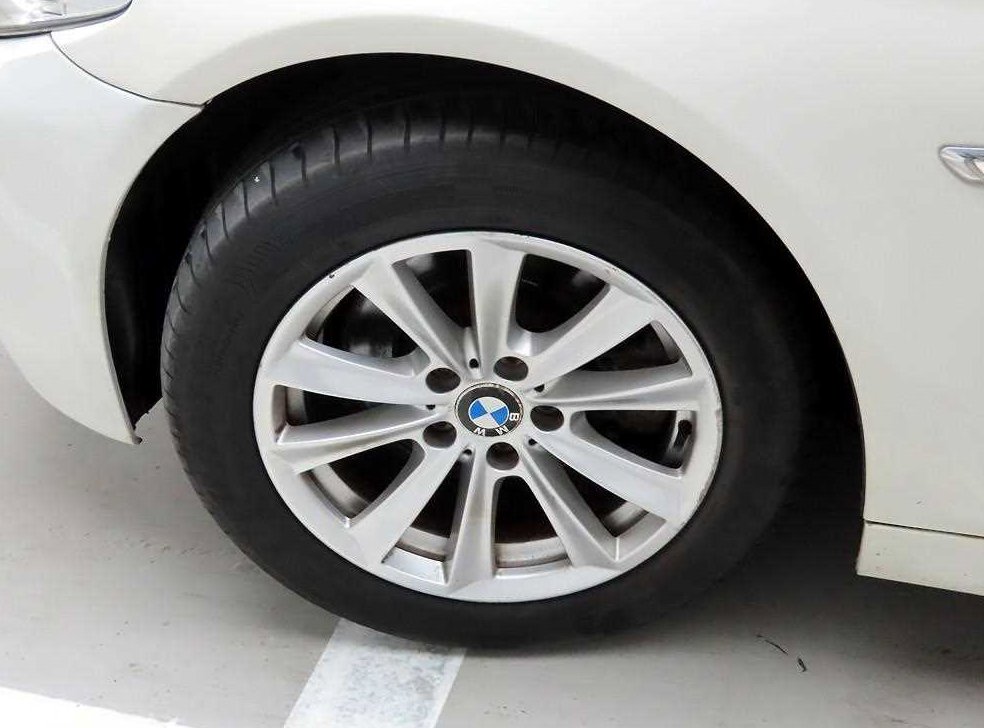BMW 5시리즈 520d 사진 19