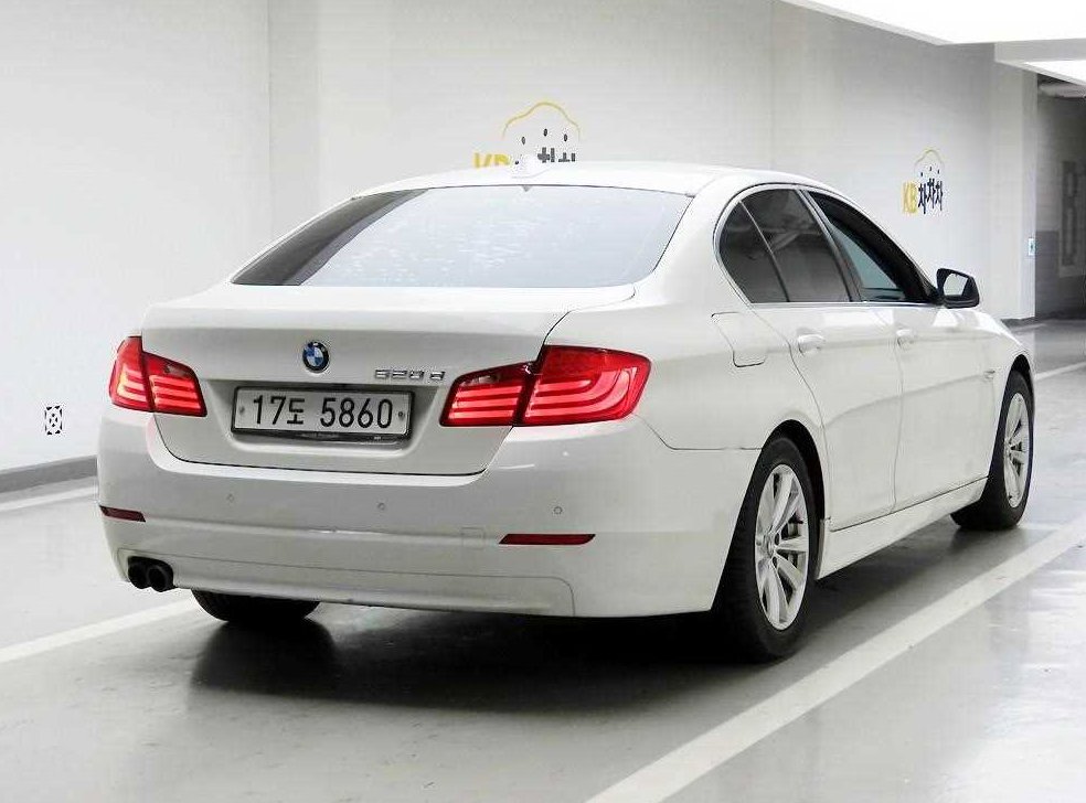 BMW 5시리즈 520d 사진 4