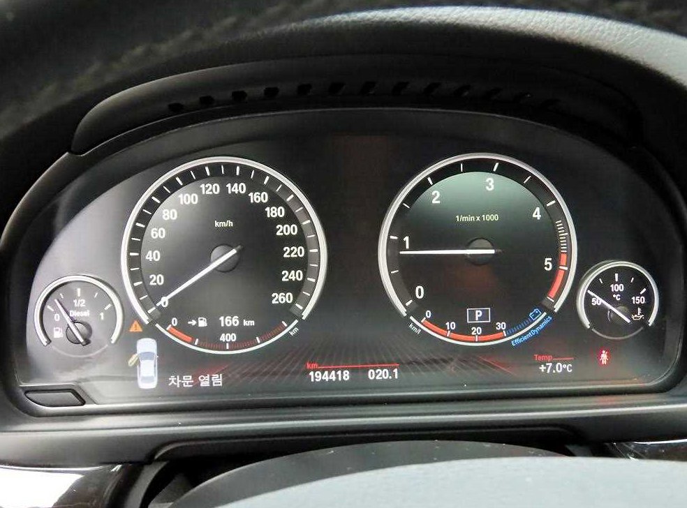 BMW 5시리즈 520d 사진 5