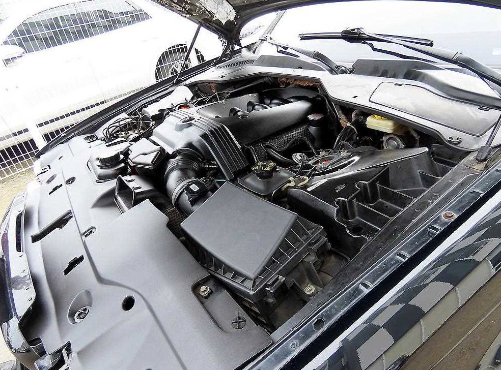 재규어 XJ 4.2 사진 17
