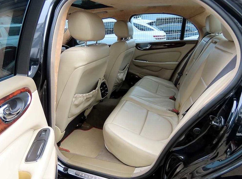재규어 XJ 4.2 사진 6