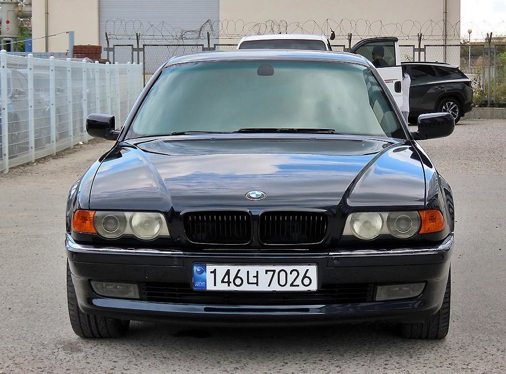 BMW BMW BMW