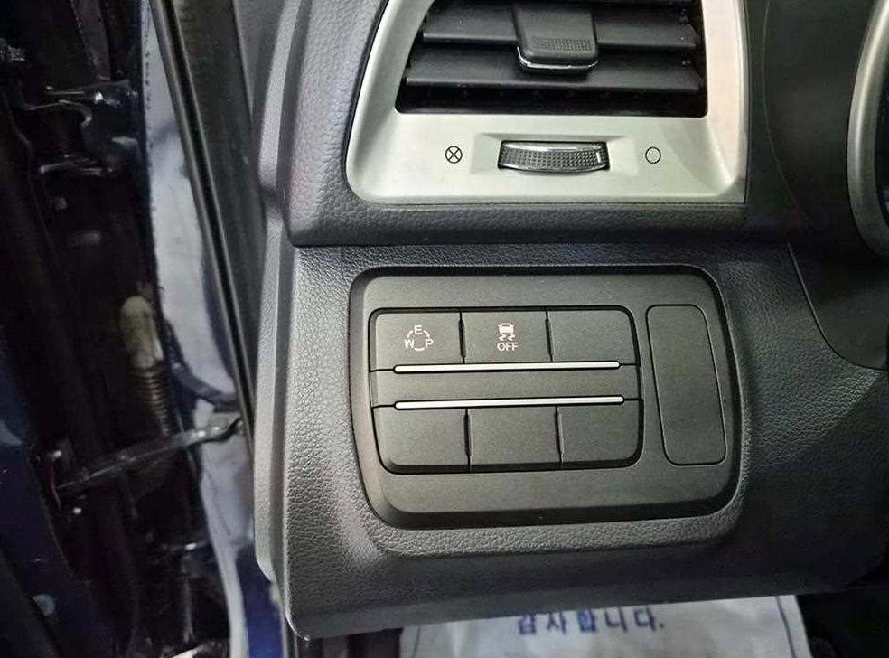 KG모빌리티(쌍용)  티볼리 가솔린 2WD 1.6 VX 사진 12
