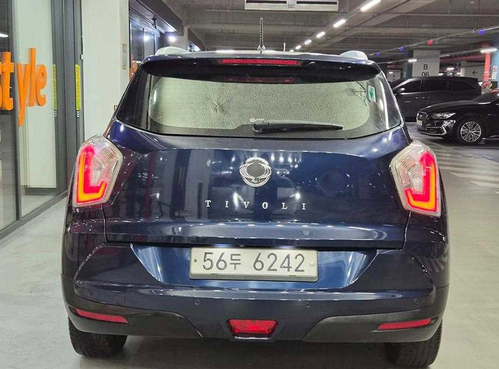 KG모빌리티(쌍용)  티볼리 가솔린 2WD 1.6 VX 사진 5