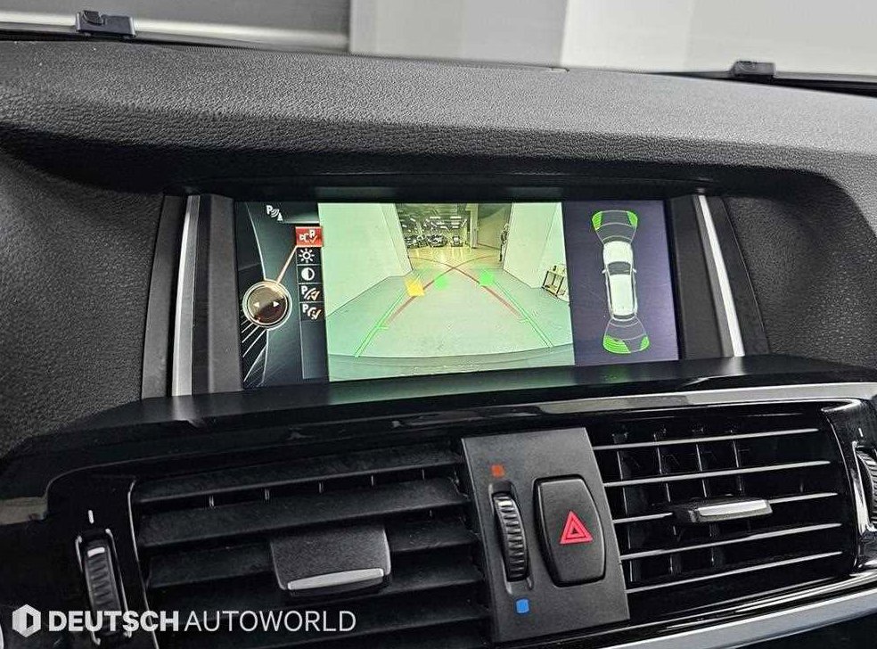 BMW X3 xDrive 20d 라이트패키지 사진 15