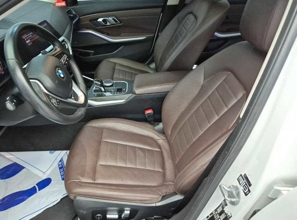 BMW 3시리즈 320i 럭셔리 사진 11