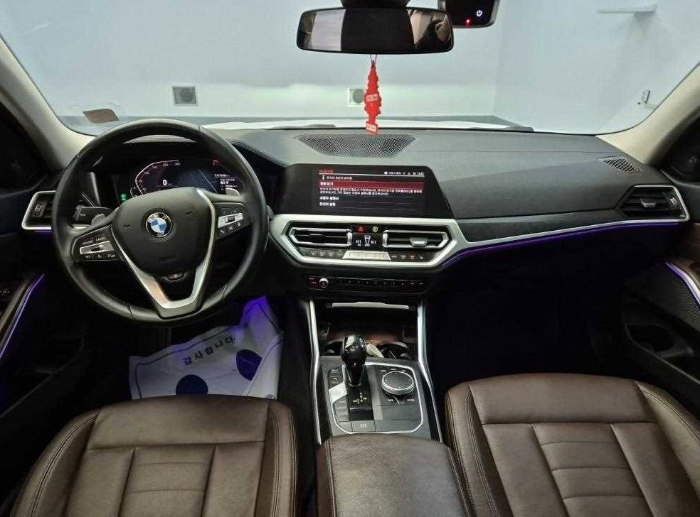 BMW 3시리즈 320i 럭셔리 사진 7