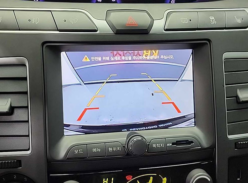 KG모빌리티(쌍용)  코란도 4WD 샤토 사진 16