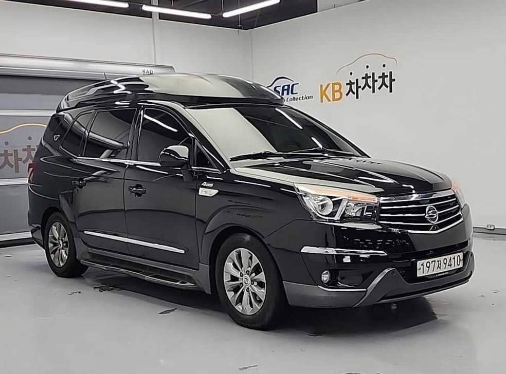 KG모빌리티(쌍용)  코란도 4WD 샤토 사진 4
