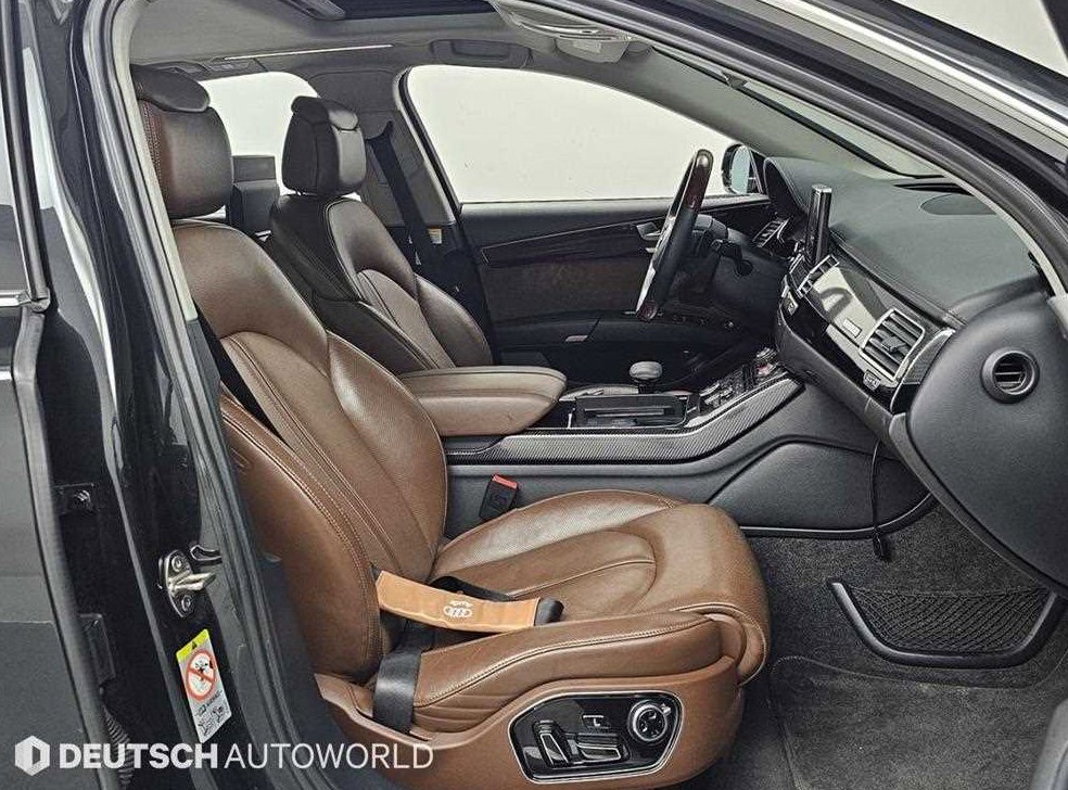 아우디 A8 4.2 FSI 콰트로 RSE 사진 10