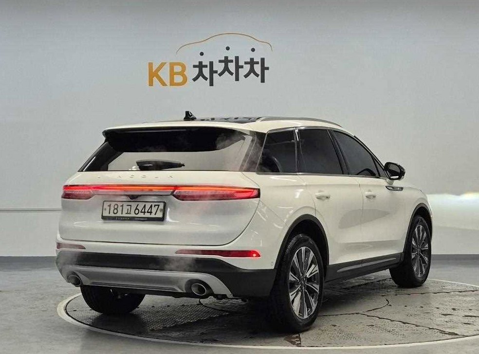 링컨 코세어 2.0 리저브 AWD 사진 3