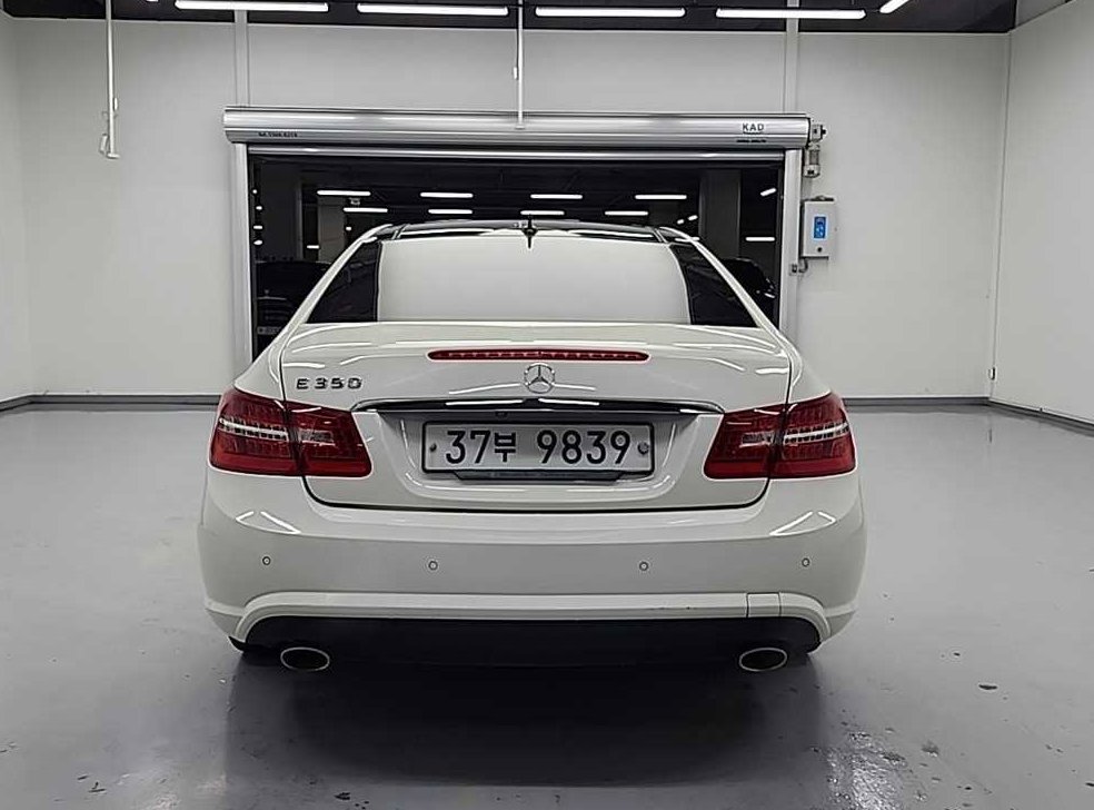 벤츠 E 클래스 E350 쿠페 사진 4