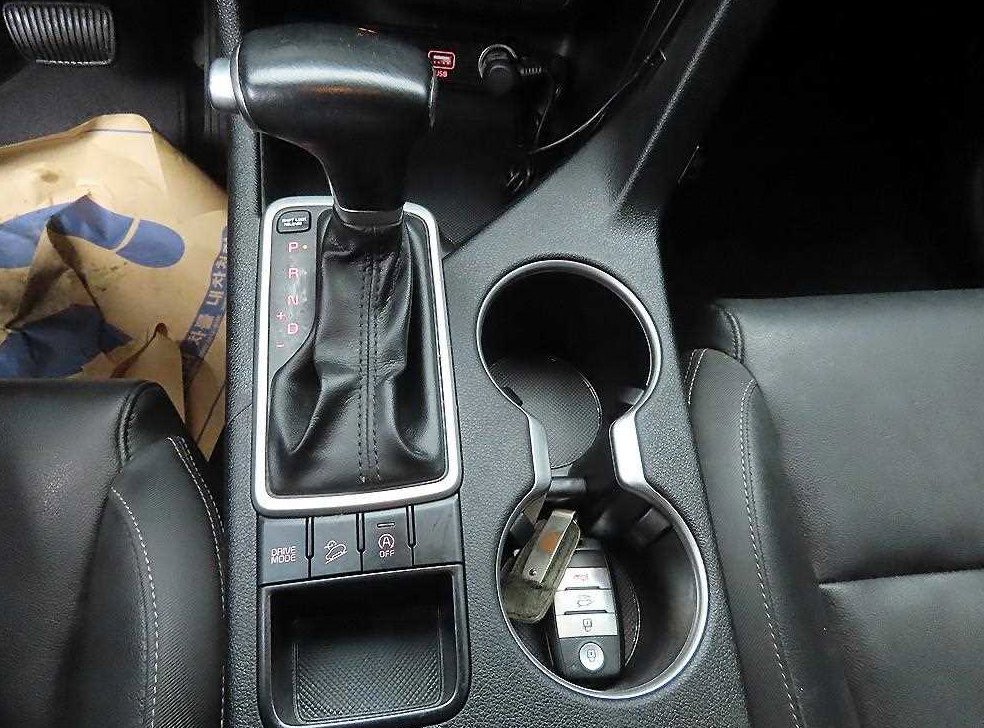 기아 스포티지 디젤 2.0 2WD 프레스티지 사진 10