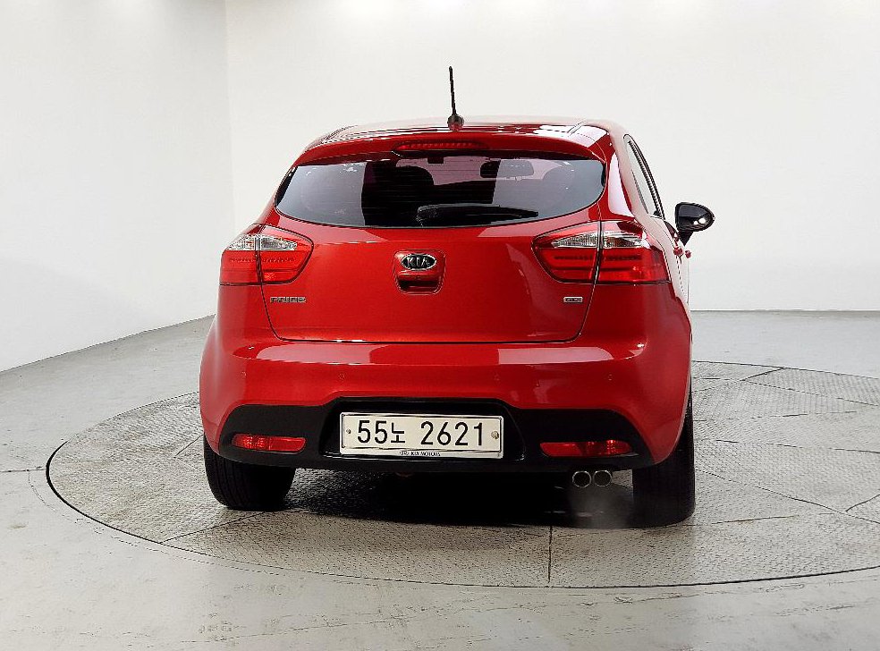 기아 프라이드 5DR 1.6GDI 프레스티지 사진 3