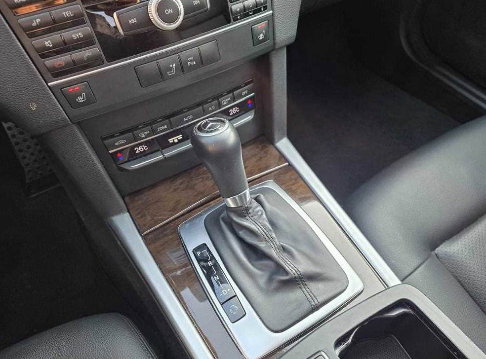 벤츠 E 클래스 E200 CGI 사진 17